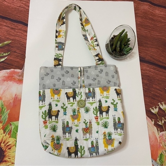 Handmade One Of A Kind Cotton Llama Print Tote Bag - Picture 1 of 15